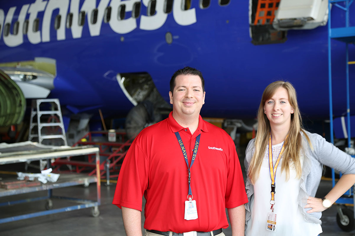 Student Lena Dworschak, right, with Embry-Riddle alumnus Harley Moulder (’12, WW), senior analyst long range maintenance planning, technical operations, at Southwest Airlines.